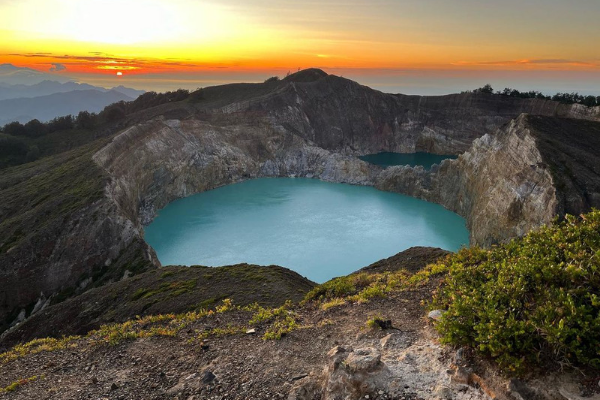 Kelimutu Crater Lake