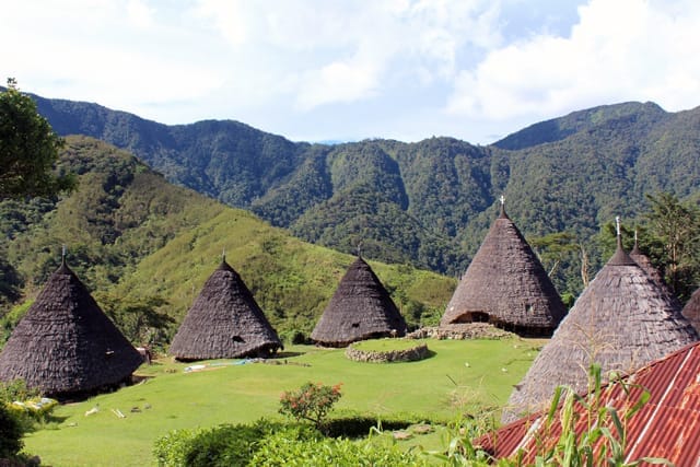 Flores Cultural Highlight Tour packages 5 days 4 nights