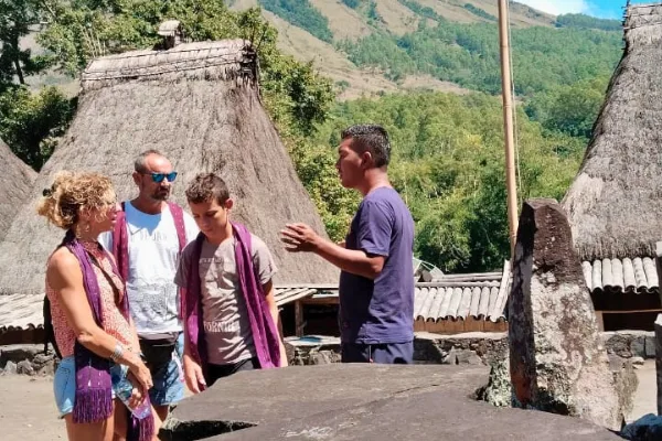 Flores ROadrtrip Package 4 days 3 Night