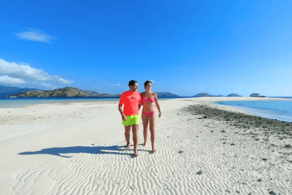 Travel to komodo island in indonesia 3 days 2 nights