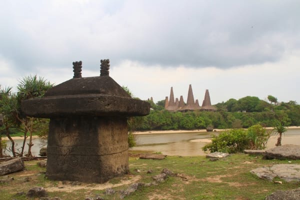 Sumba island overland tour 5 days 4 nights in indonesia