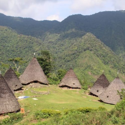 Waerebo Tour 2 Days from Ruteng